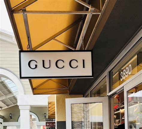 dove posso comprare gucci tarocco|Outlet store: Gucci, Livermore Premium Outlets (Paragon Outlets .